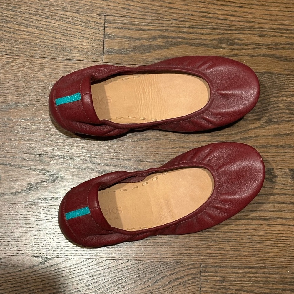 Tieks burgundy Leather Ballet Flats